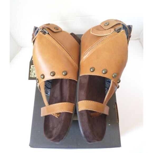 New! DINGO Sage Brush Women's Sandals Studded Open-Toe Flat Sandals Size 8.5 - Picture 2 of 5